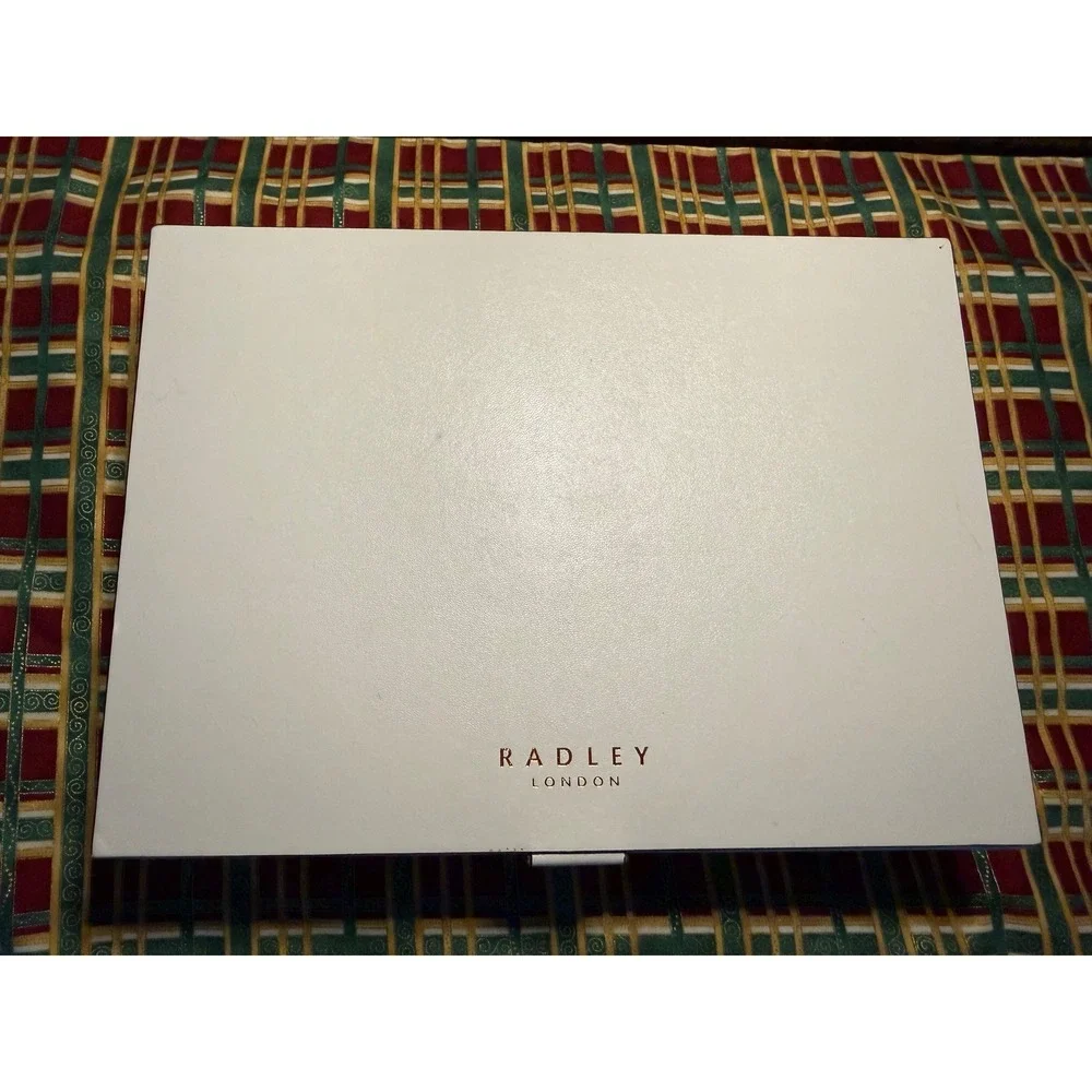Radley London White Faux Leather Jewelry Box Organizer Case Gold Logo